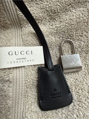 Gucci Silver Padlock Accent and key set